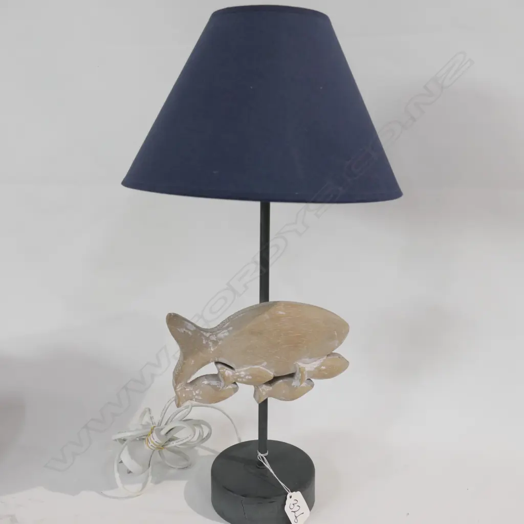 FISH LAMP 500MM H WORKS Image 1++
