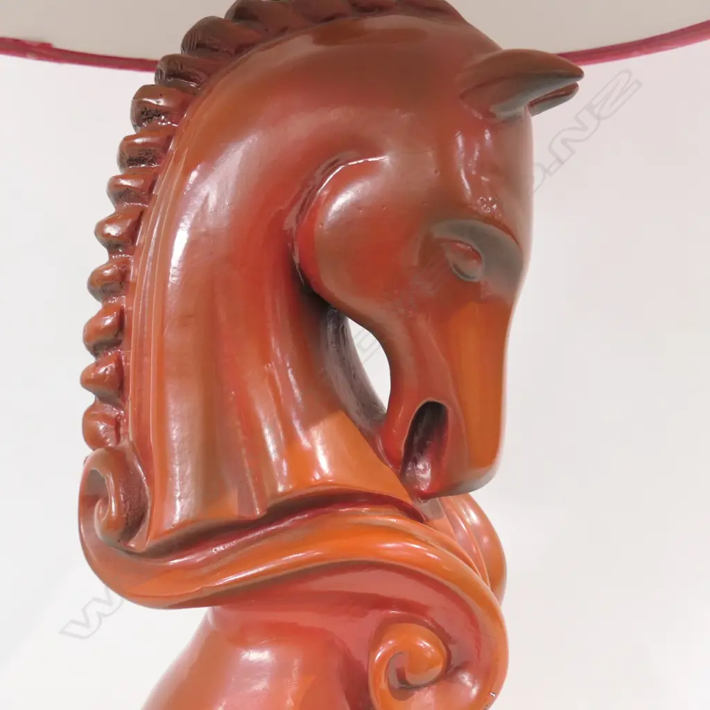 RED MID-CENTURY HORSE LAMP AF Image 1++