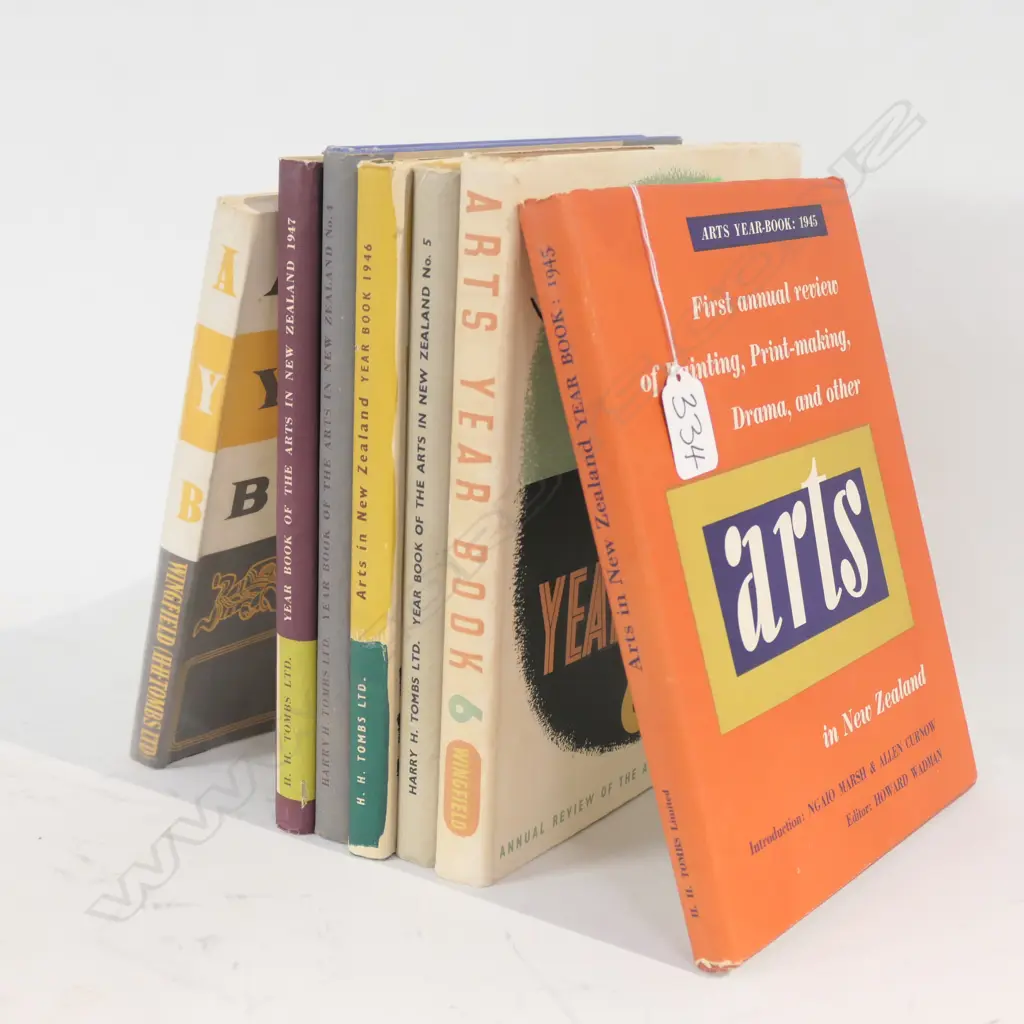 NZ ARTS YEAR BOOKS X 7 1945 - '51 Image 1++