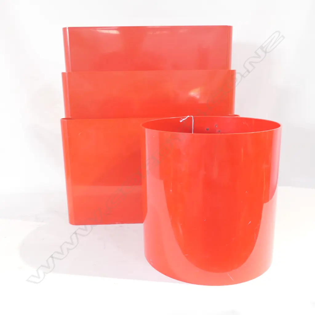 RED KARTELL MAGAZINE RACK AND WASTEPAPER BIN Image 1++