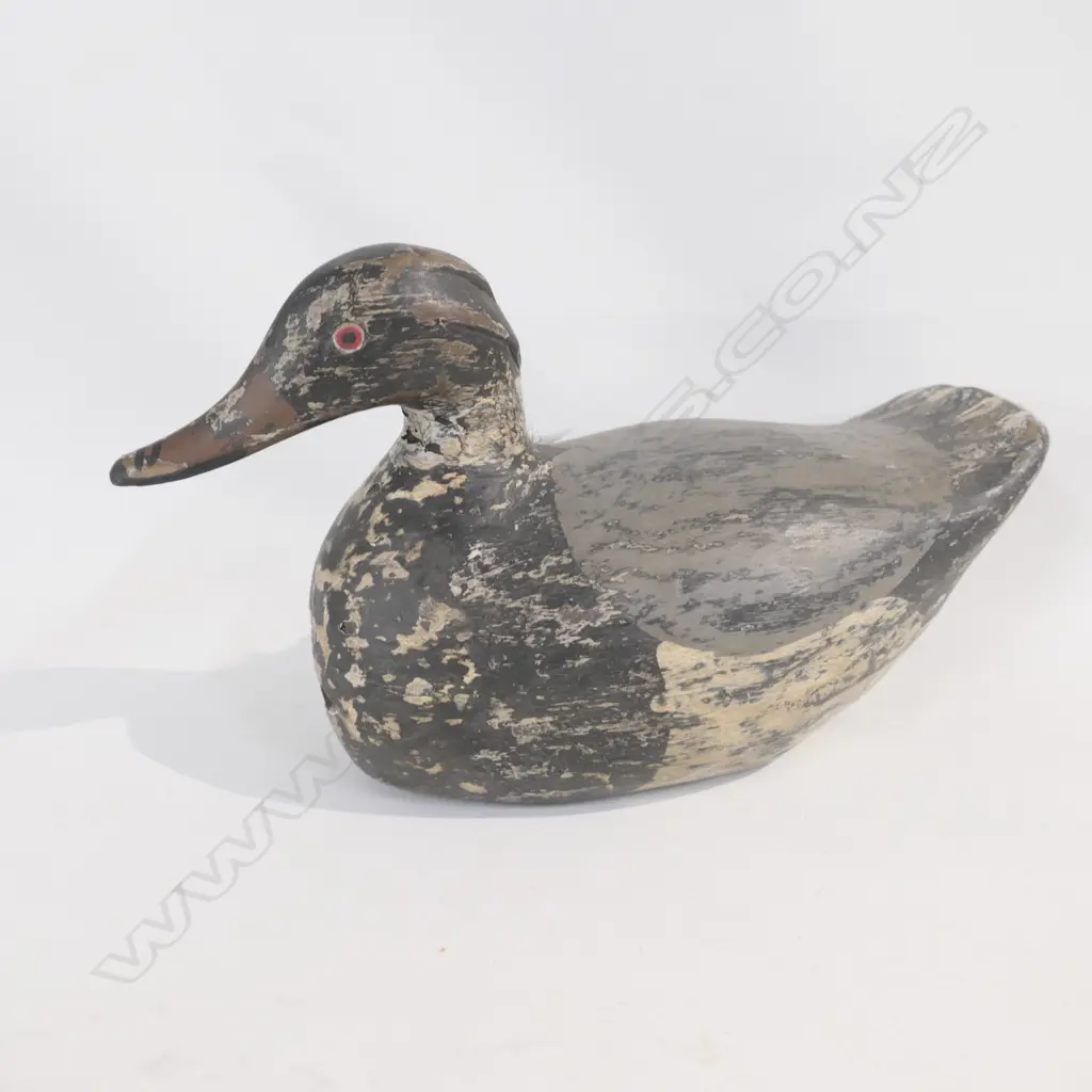 DECORATIVE HANDPAINTED DECOY DUCK. L.270mm Image 1++