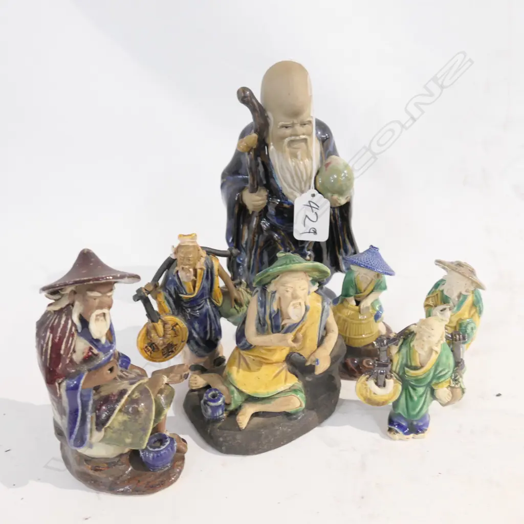 7 CHINESE VINTAGE 'MUD MEN' POTTERY FIGURES Image 1++