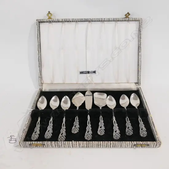 CASED STG SILVER TEASPOONS ETC, 90.9 GRAMS