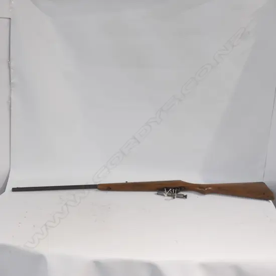 VINTAGE B.S.A. .22CAL LONG RIFLE # LICENSE REQUIRED ##