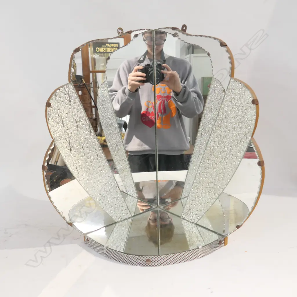 RETRO THREE WAY MIRROR CAN BE MOUNTED 470MM H Image 1++
