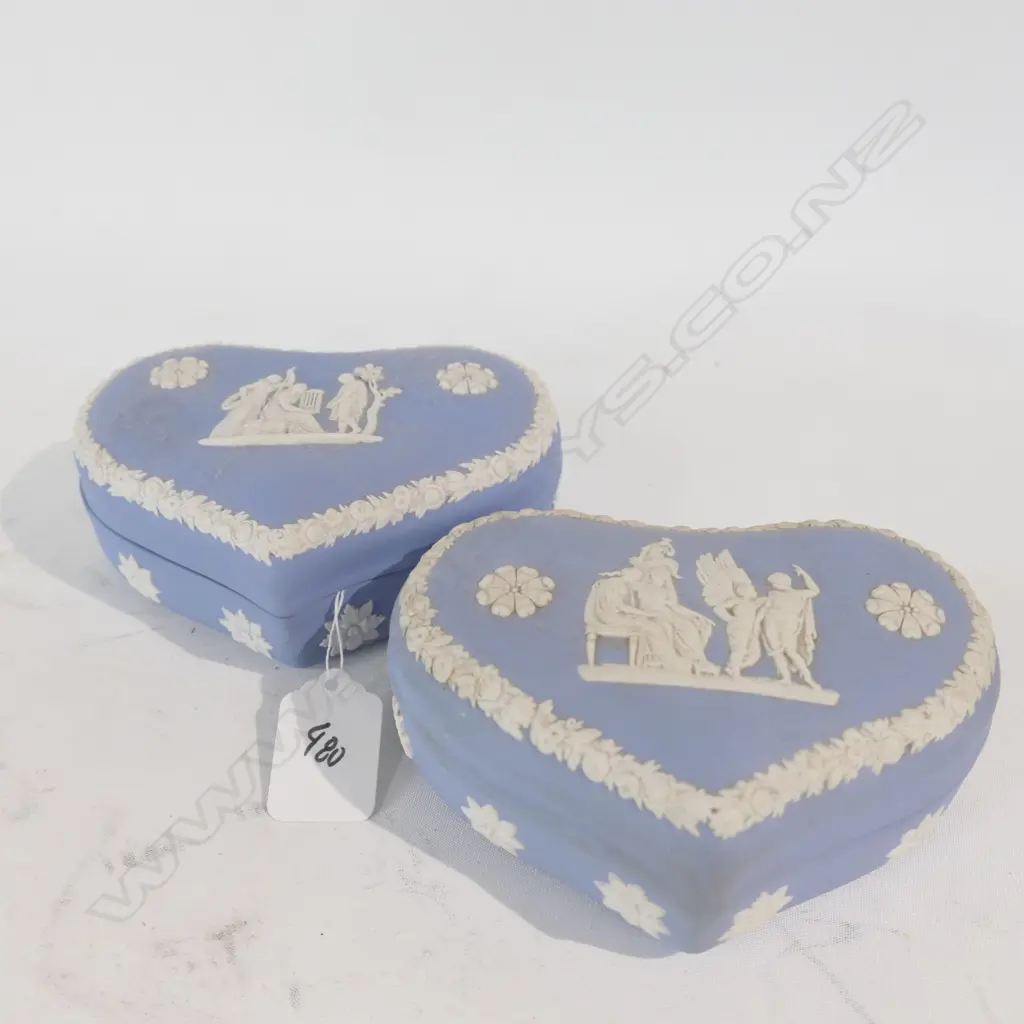 PR OF SMALL WEDGWOOD JEWELLERY BOX Image 1++