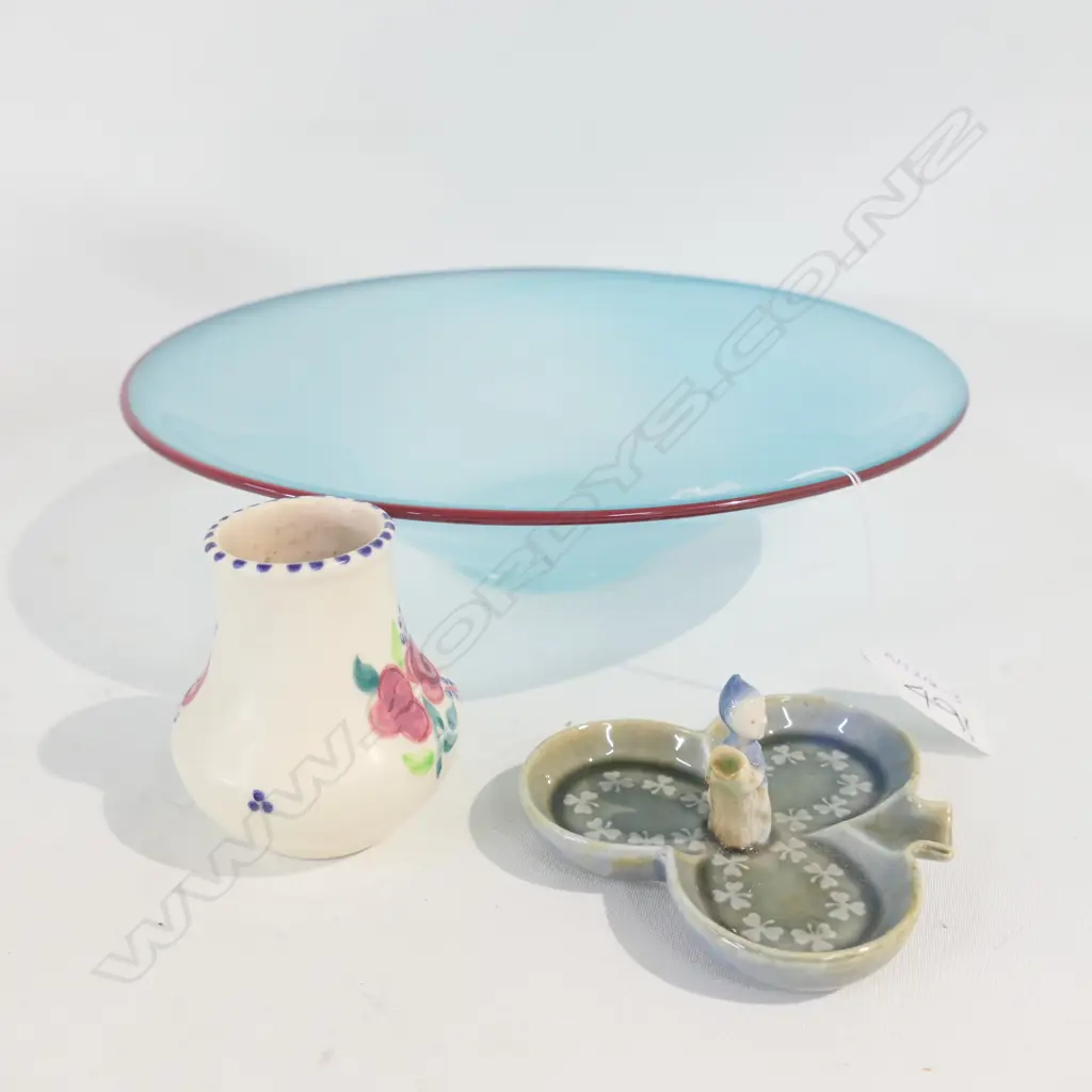 GLASS BOWL/POOLE VASE/WADE DISH Image 1++