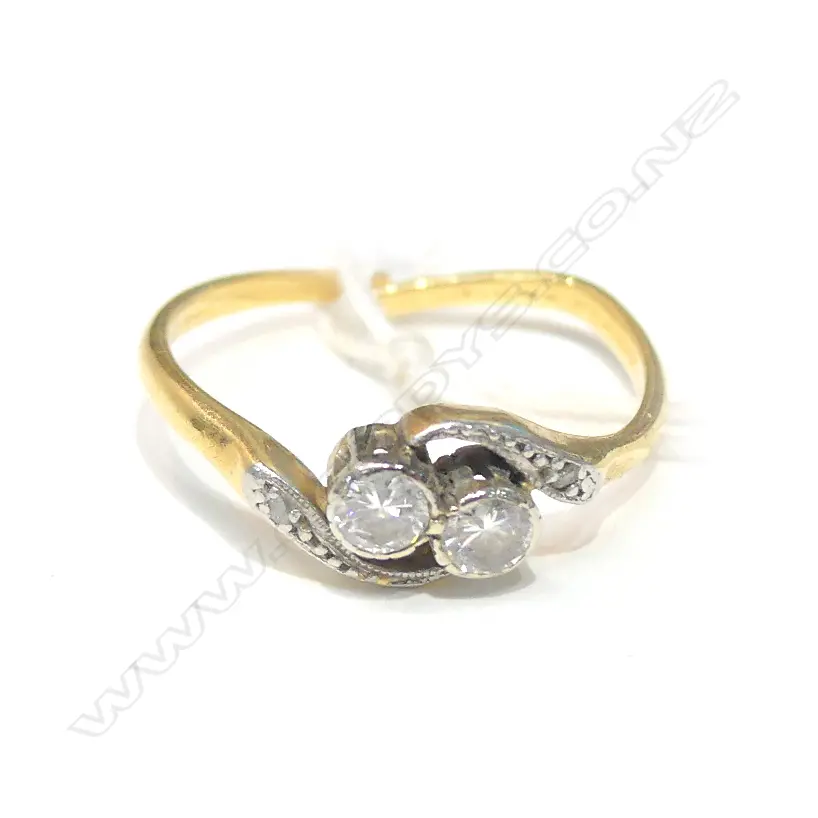 18CT YELLOW/PLAT VINTAGE 2 STONE DIAMOND RING AF TO SHANK Image 1++