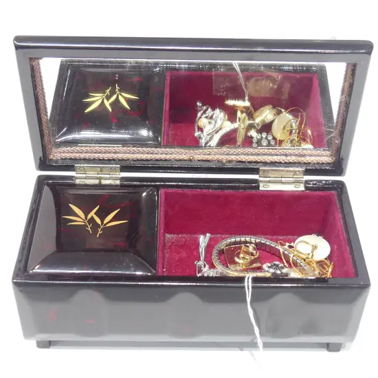 MUSICAL JEWELLERY BOX AND CONTENTS