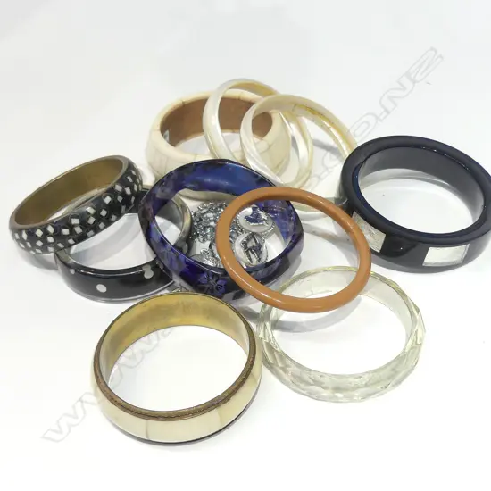 BOX OF BANGLES