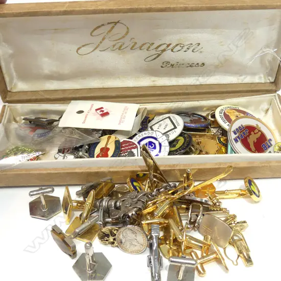 2X BOXES OF MENS CUFF LINKS/ ASSORTED BADGES