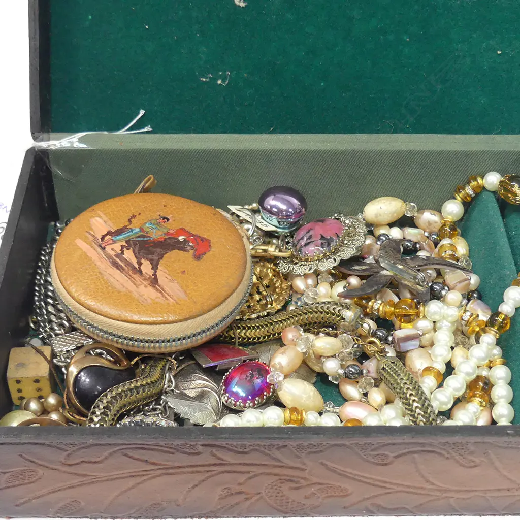 LEATHER JEWELLERY BOX WITH COSTUME JEWELLERY  Image 1++