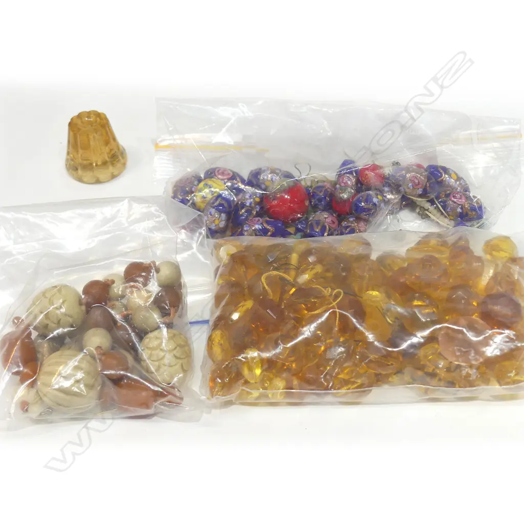 BAG MISC UNSTRUNG BEADS Image 1++