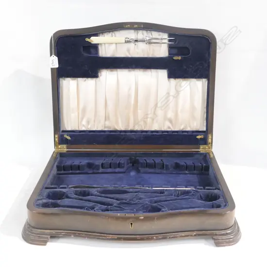 CANTEEN BOX WITH CARVING SET ONLY