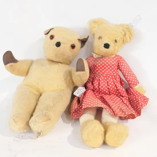 2 VINTAGE TEDDY BEARS