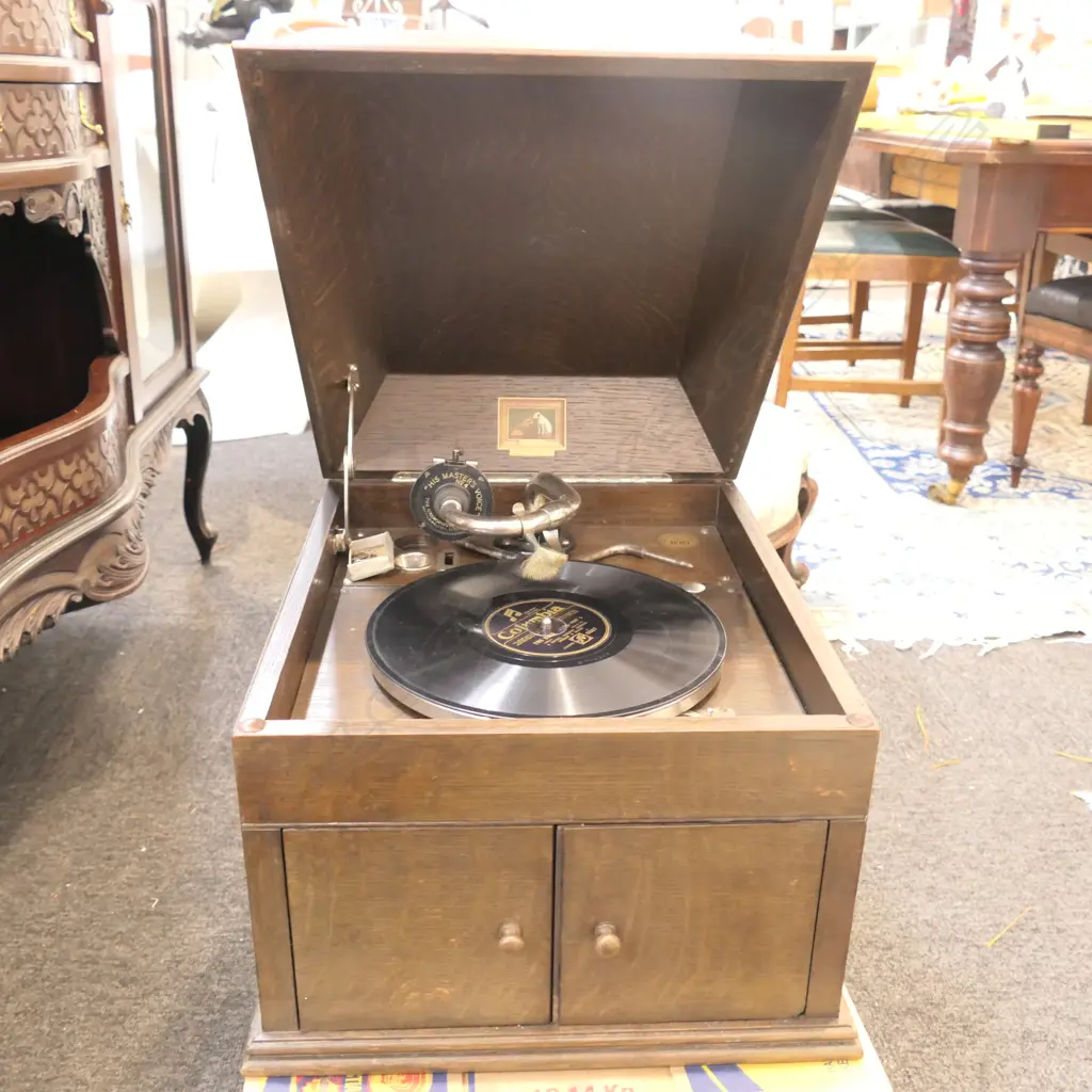 1920'S MAHOGANY CASED GRAMAPHONE + BOX 78'S Image 1++