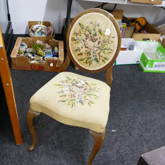 QUEEN ANNE STYLE SIDE CHAIR