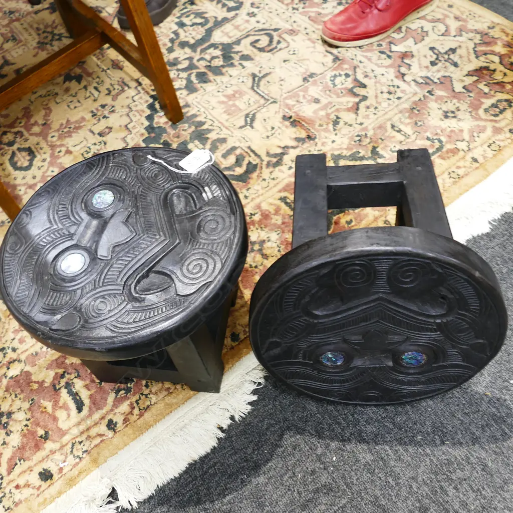 PR MAORI CARVED STOOLS PAUA INSERTS Image 1++