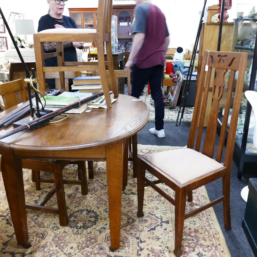 OAK OVAL TABLE + 2 CHAIRS MAKERS LABEL D.C.COUSINS LTD AUCK N.Z L120 MM Image 1++