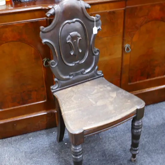 VICTORIAN HALL CHAIR