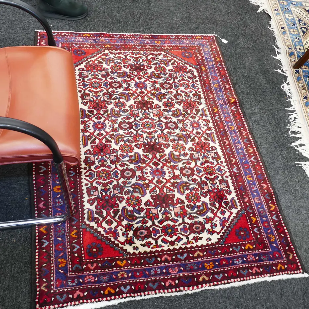 HAND KNOTTED PERSIAN RUG Image 1++