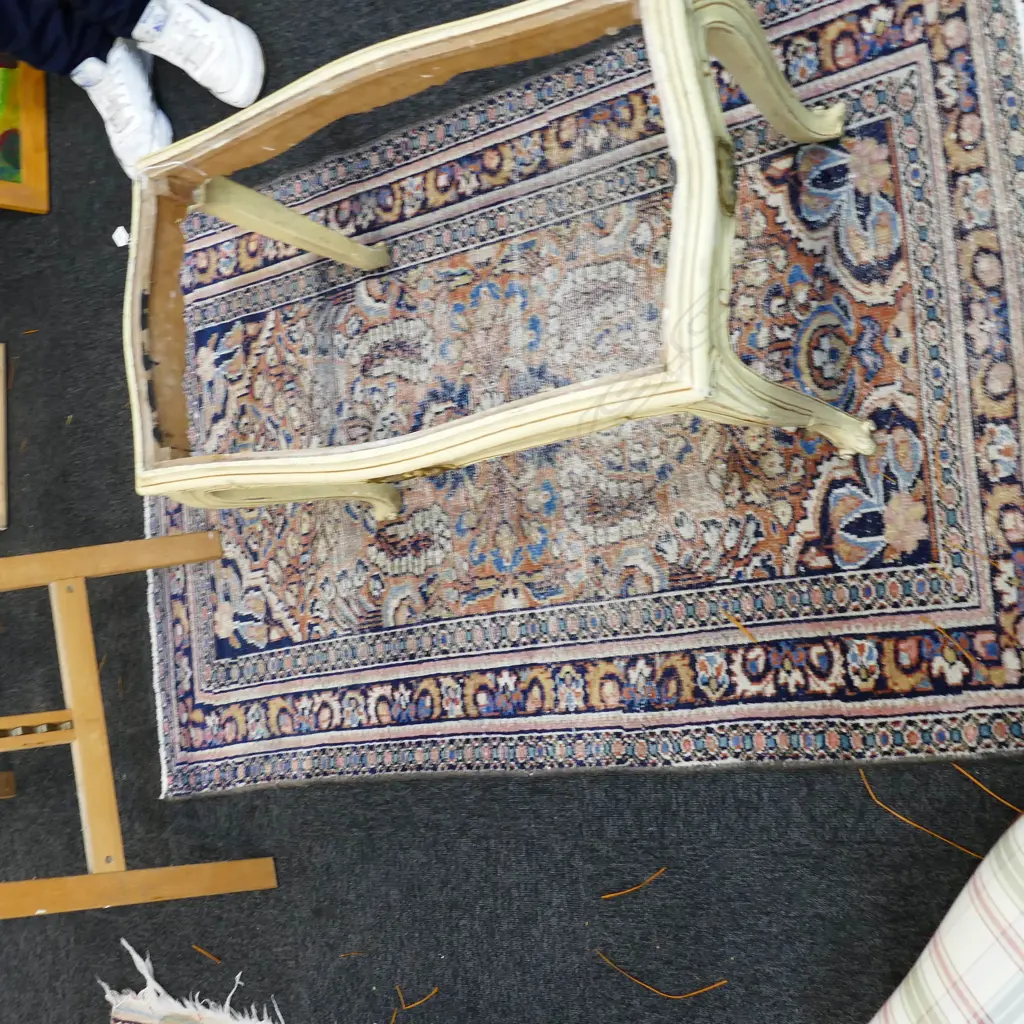 WORN PERSIAN RUG Image 1++