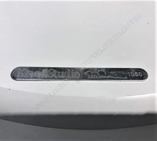 KNOLL STUDIO EERO SAARINEN TULIP TABLE D.1070mm Image 1++