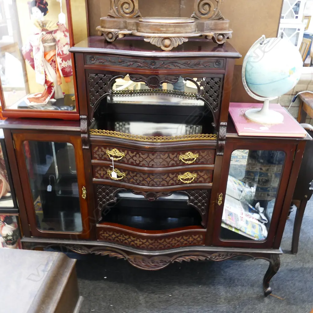 EDWARDIAN SIDEBOARD / BRASS HANDLES  Image 1++