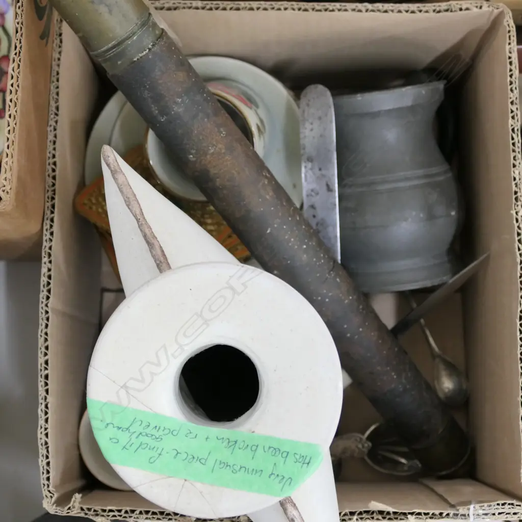 LOT ASST INCL. BRASS TELESCOPE / CHINA ETC Image 1++