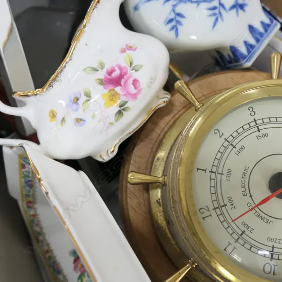 LOT ASST FRAMES/BAROMETER/CHINESE VASE/R/ALBERT ETC