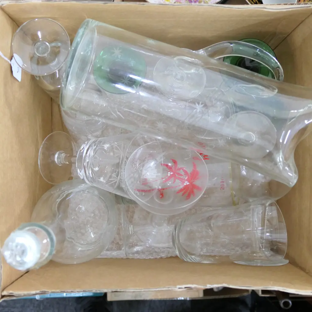 BOX LOT ASST. RETRO GLASSES, DECANTER, JUG Image 1++