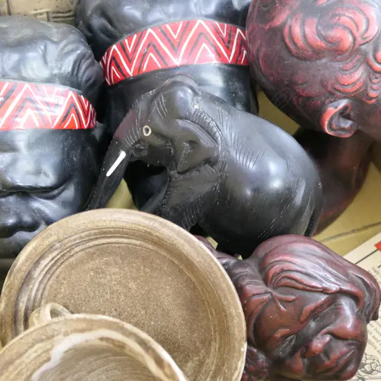 LOT ASST AUSTRALIAN SOUVINERWARE INCL. BOOKENDS ETC