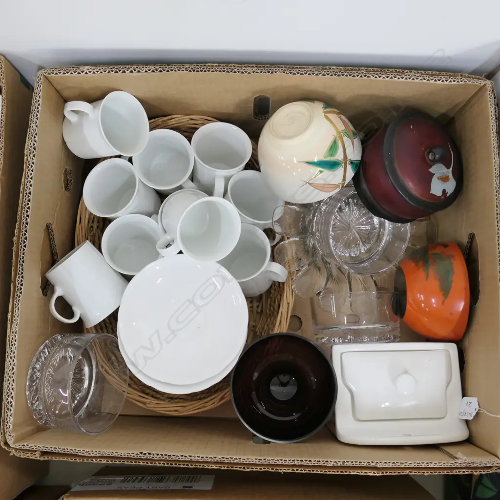 BOX LOT ARZBERG COFFEE SET, ART GLASS, CRYSTAL, LACQUER PIECES  Image 1++