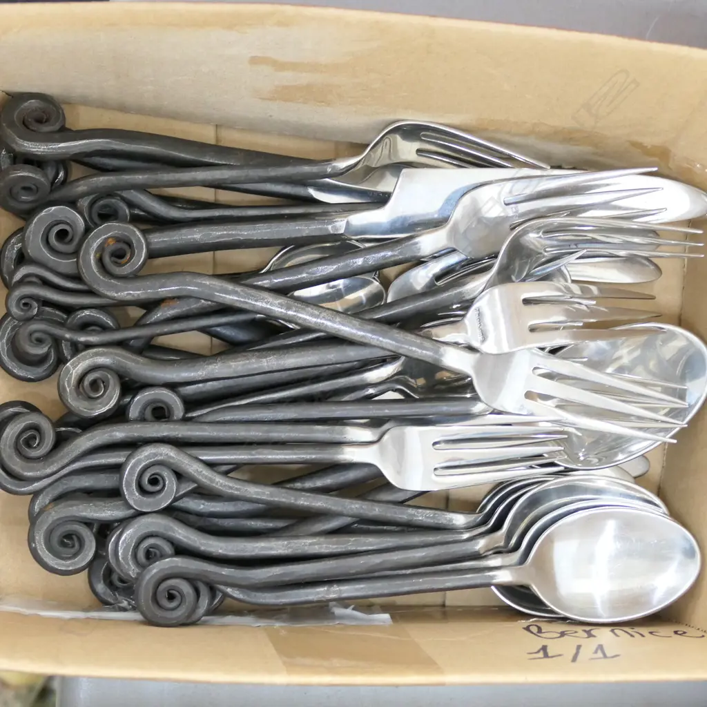 BOX CUTLERY Image 1++