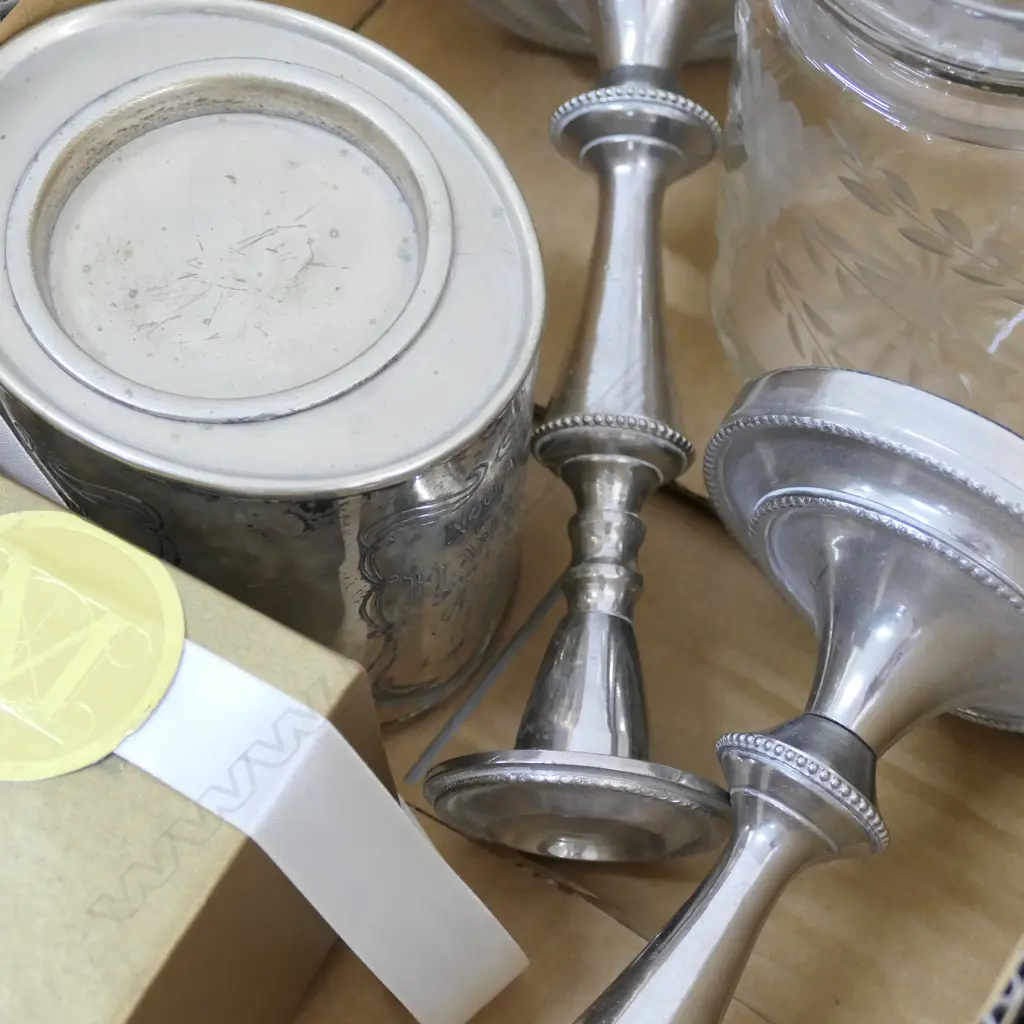 LOT ASST INCL. EP CANDLESTICKS / ETCHED GLASS VASE ETC Image 1++