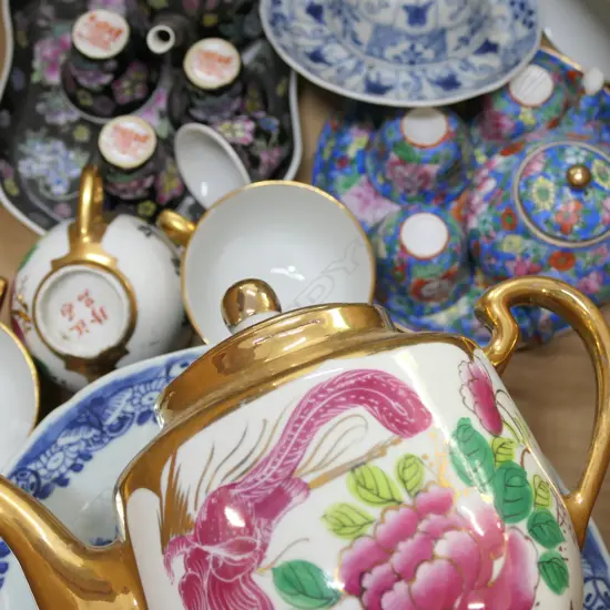 BOX LOT ASST. ORIENTAL ITEMS; CHILDS TEA SETS, PLATES ETC