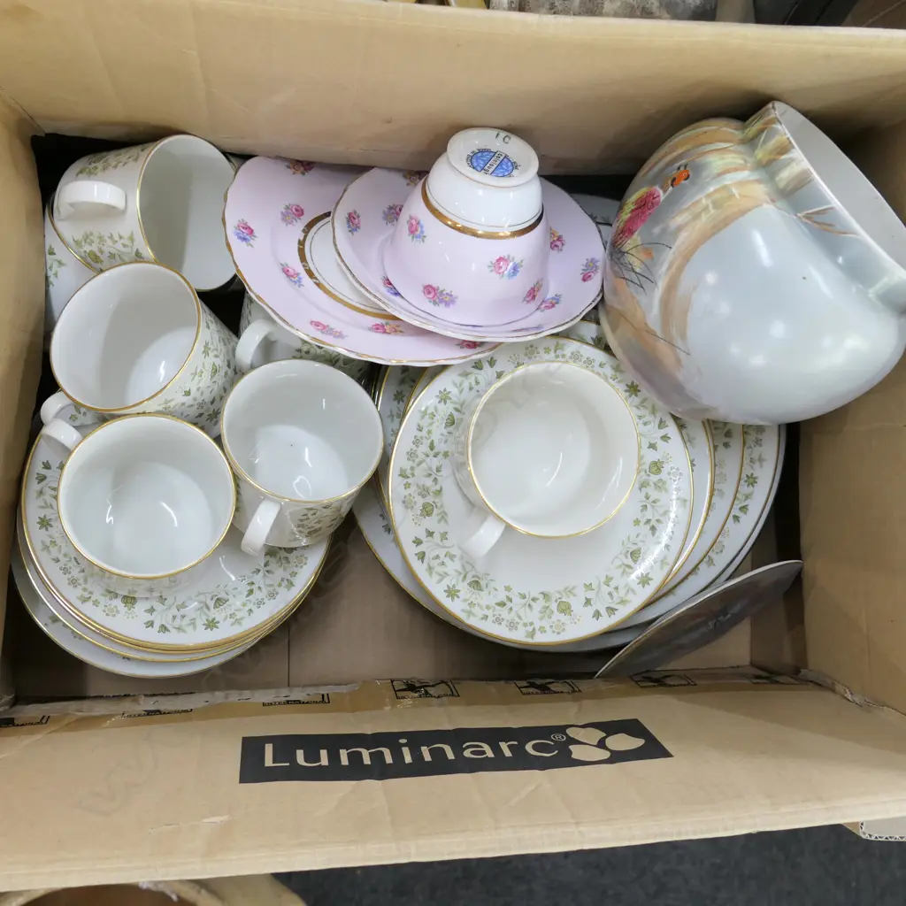 R/DOULTON WESTFIELD DINNER SERVICE+ ASST CHINA Image 1++