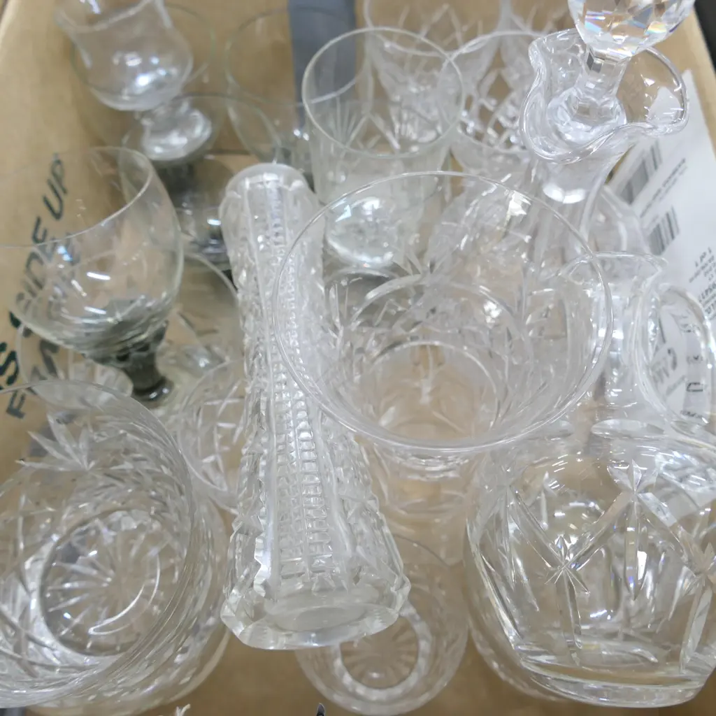 LOT ASST CRYSTAL GLASSES/VASES ETC Image 1++