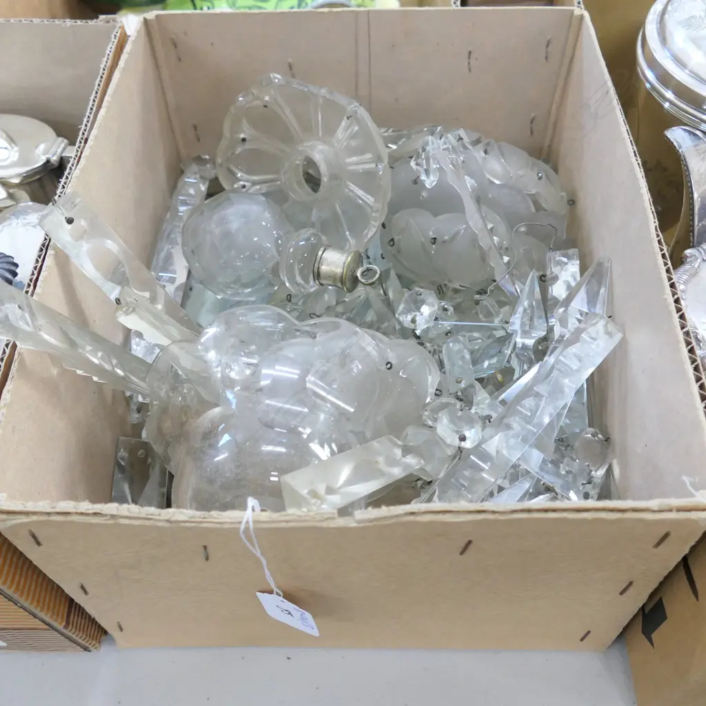 LOT ASST CRYSTAL SHADES AND DROPS Image 1++