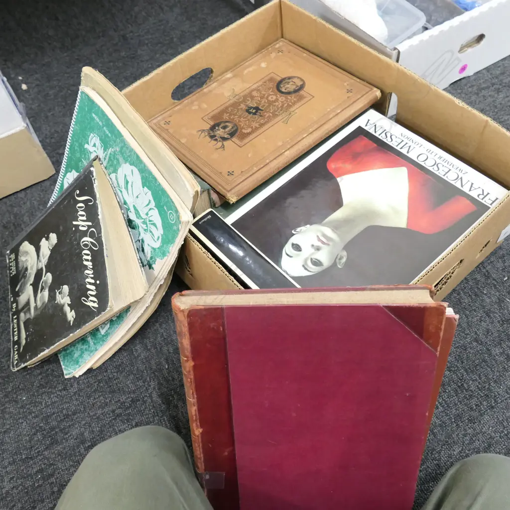 BOX OF BOOKS Image 1++