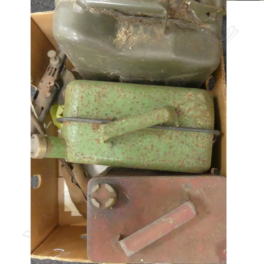 3 LARGE VINTAGE GAS TINS Image 1++