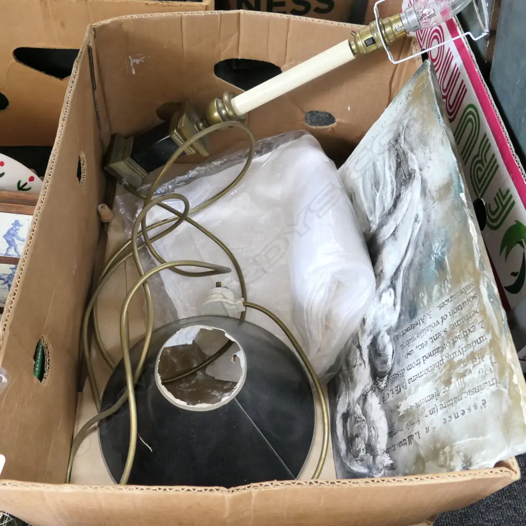 LOT ASST INCL. TABLE LAMP + MIXED MEDIA ARTWORK Image 1++