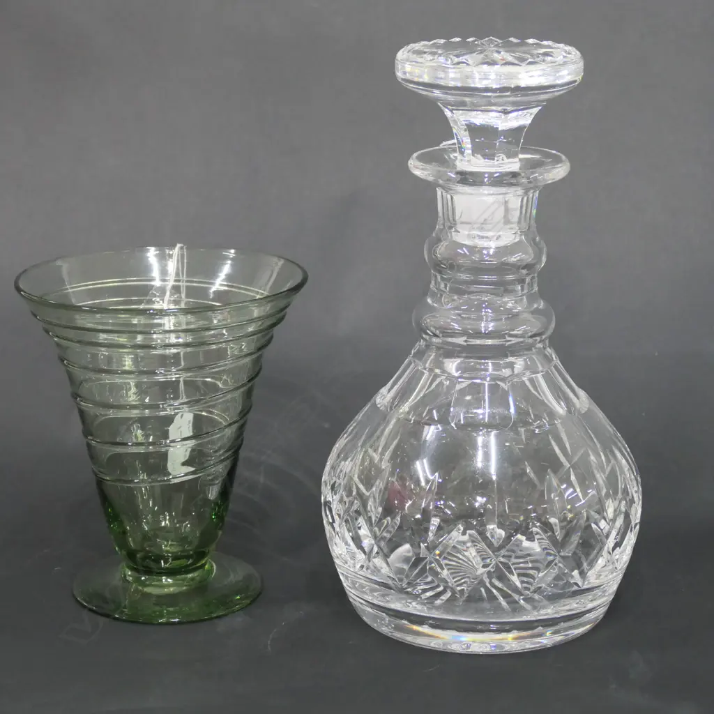 STUART DECANTER H. 220MM + WHITEFRIARS GLASS VASE Image 1++