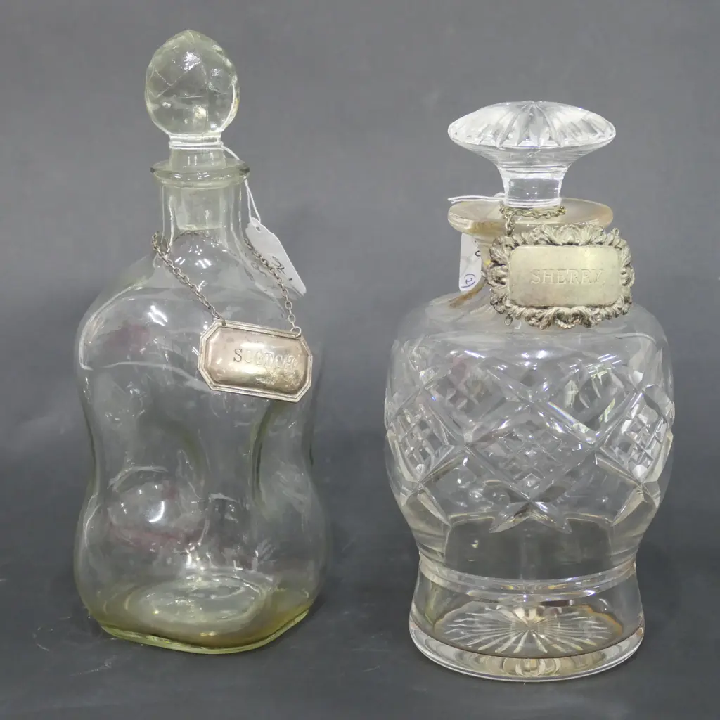 GLASS DECANTER W/ STERLING SCOTCH LABEL + CRYSTAL DECANTER (STOPEPR A/F) LARGEST 230MM Image 1++