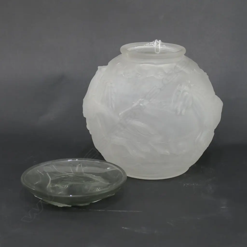 GLASS HORSE VASE 170MM H AND FISH DISH Image 1++