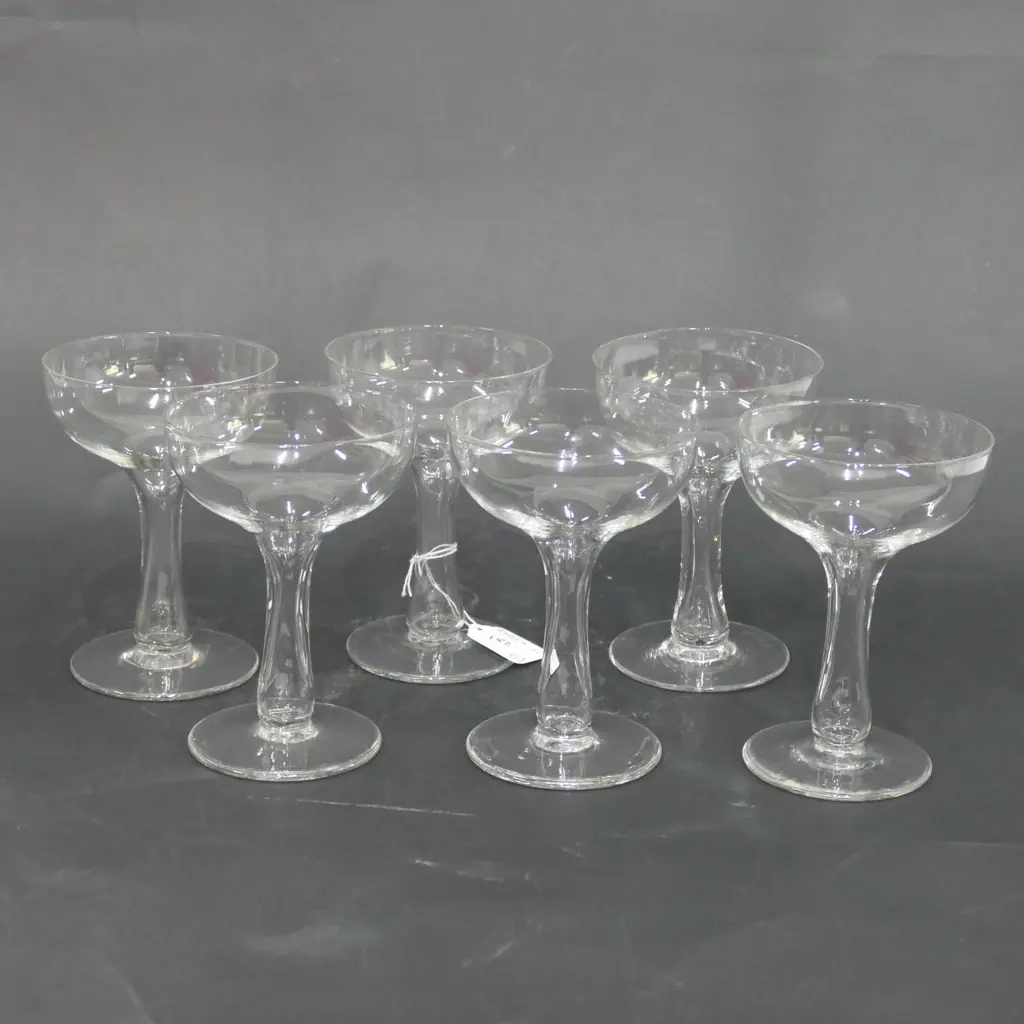6 HOLLOW STEMMED GLASS CHAMPAGNE FLUTES  Image 1++