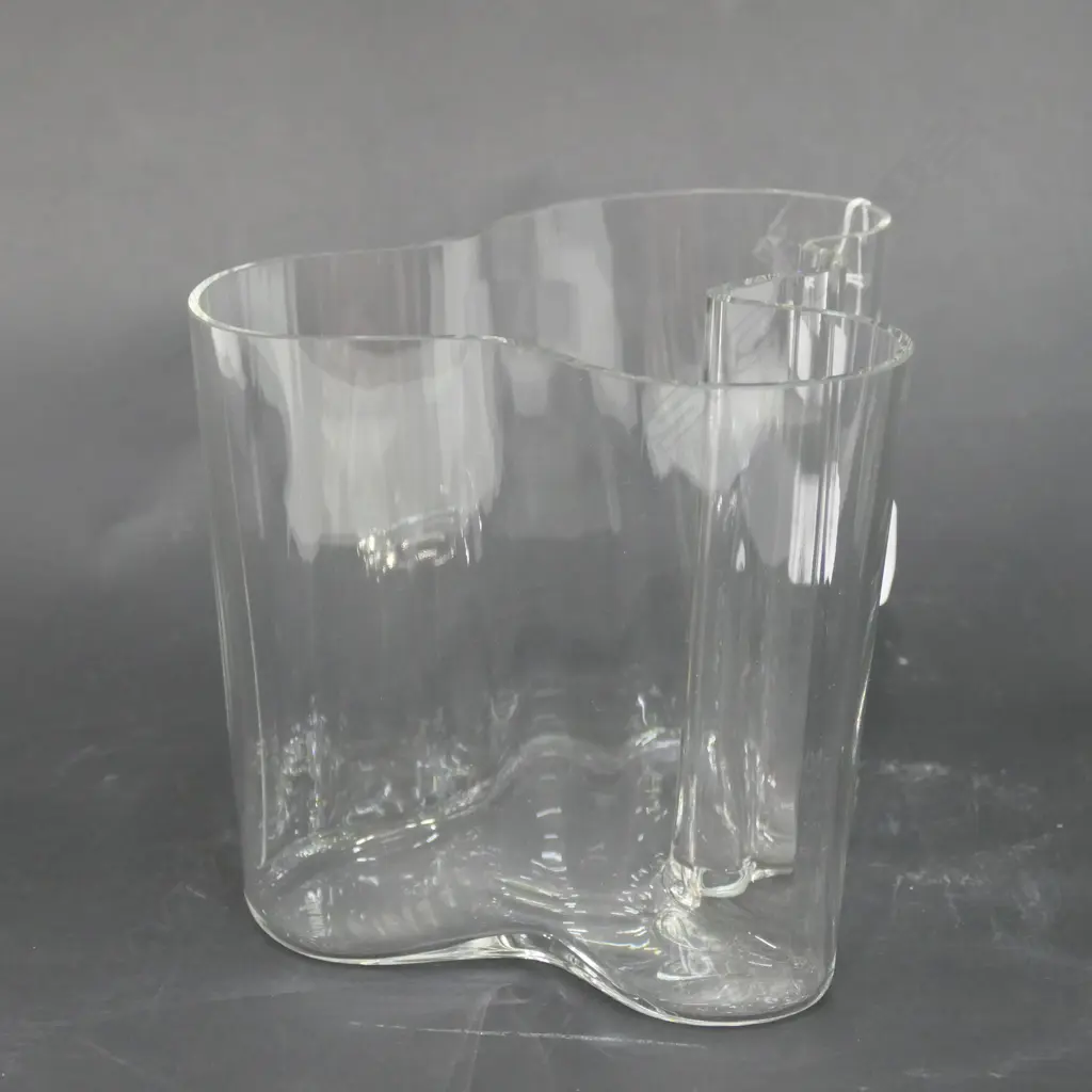 ALVAR AALTO GLASS VASE H. 160MM Image 1++
