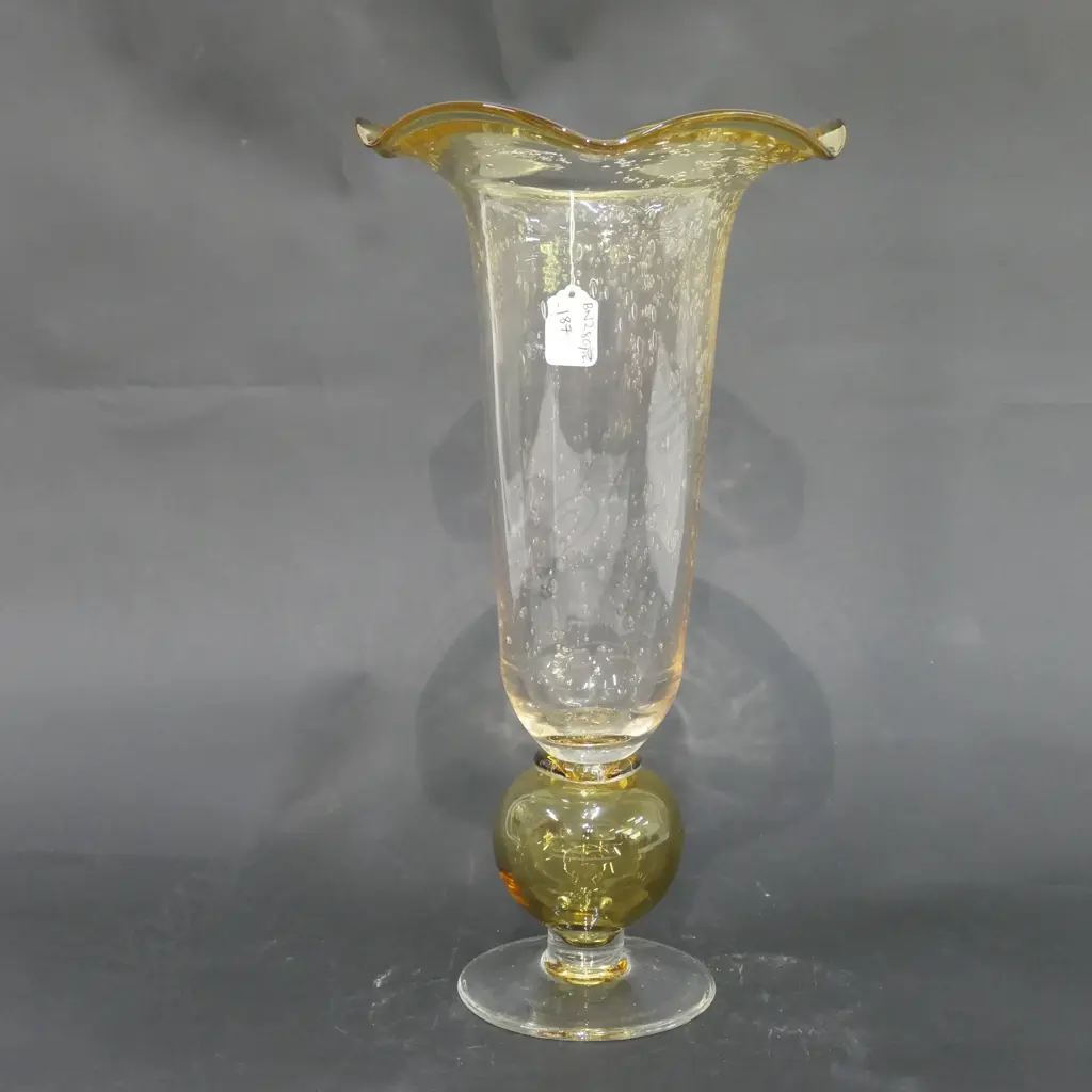 ART GLASS VASE 400MM H Image 1++