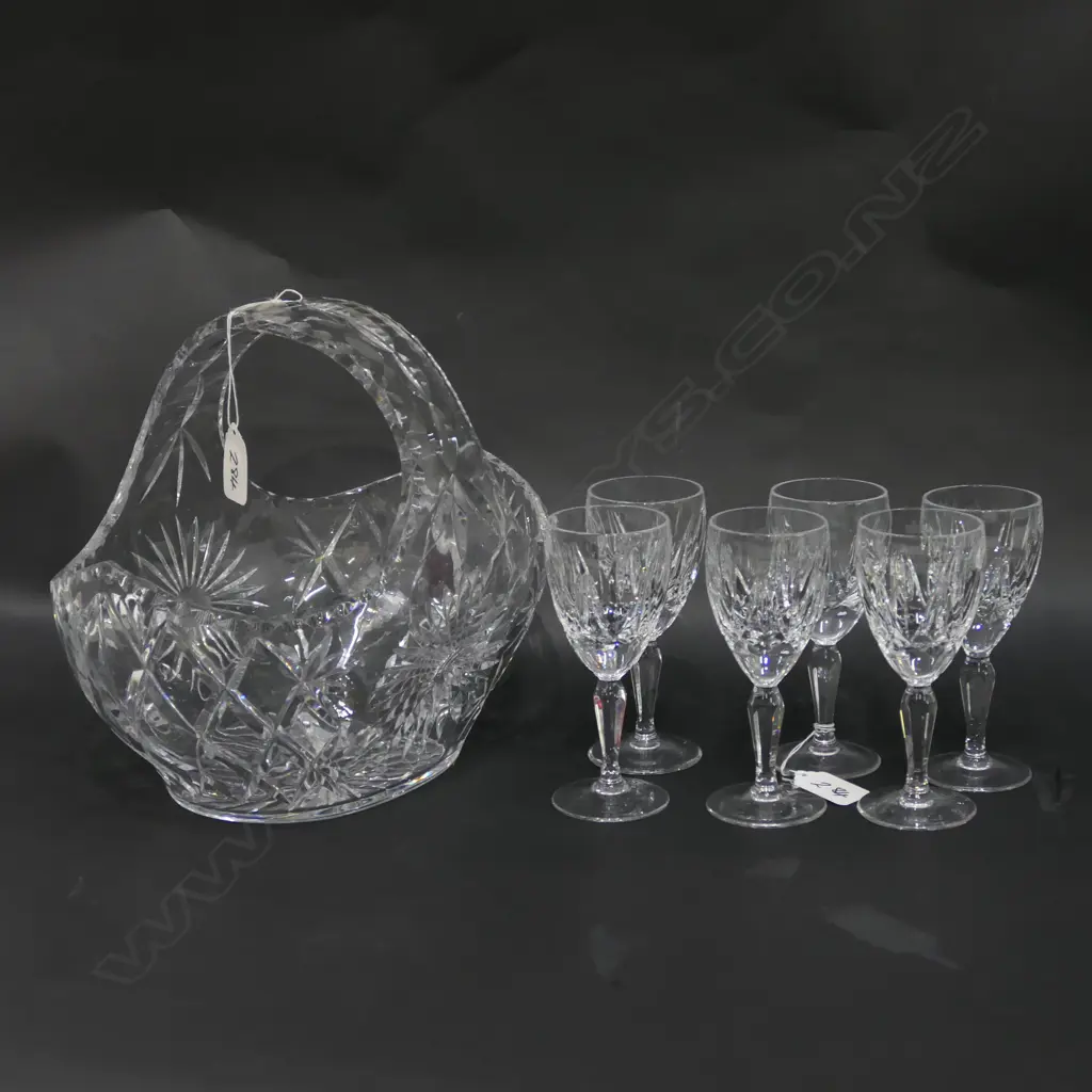 LARGE CUT CRYSTAL BASKET & 6 CUT CRYSTAL SHERRY GLASSES Image 1++