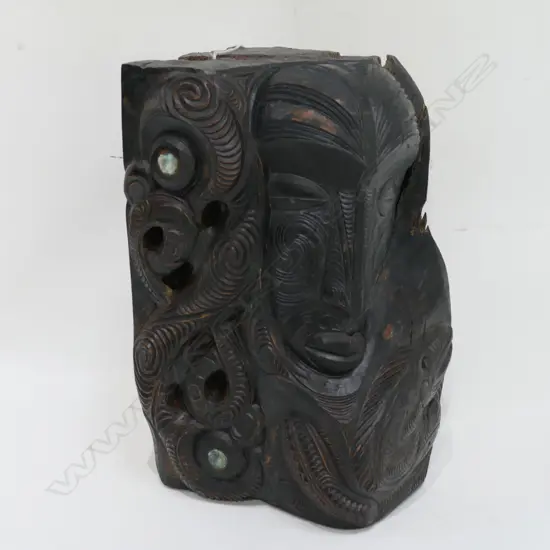 MAORI DECORATIVE CARVING